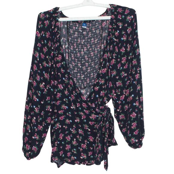 Old Navy Wrap Top Floral Cottage Dark Academia Boho Prairie Romantic Black 4X - Picture 2 of 9